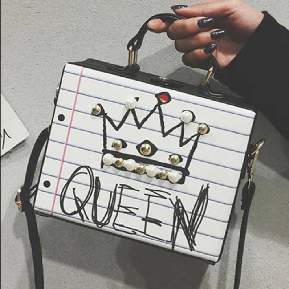 The queen handbag